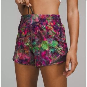 Lululemon Hotty Hot High Rise Shorts